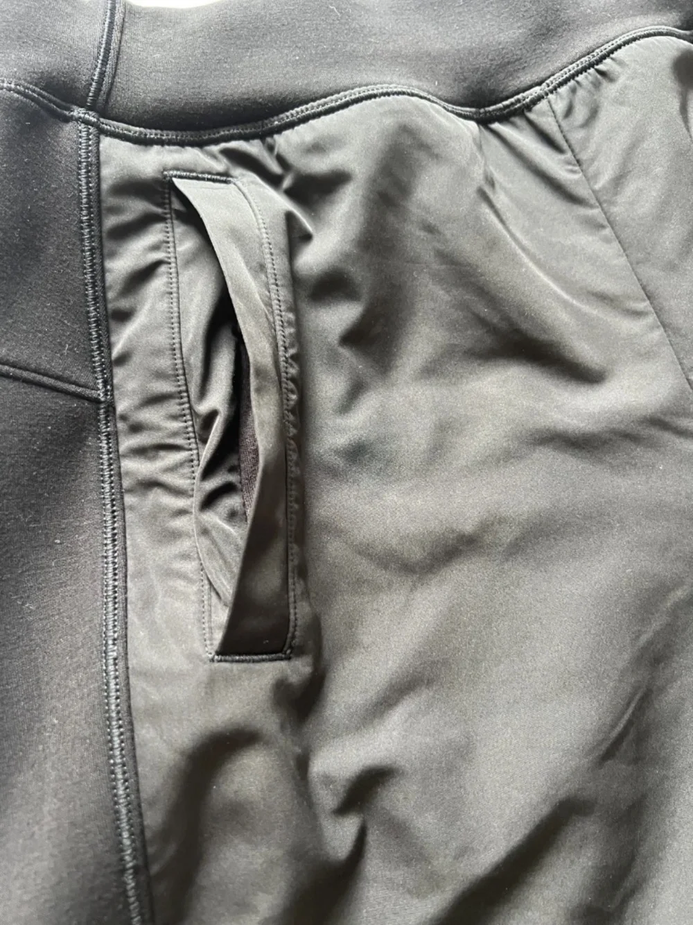 Athleta Pants Women's small S Get Set Hybrid Jogger Black